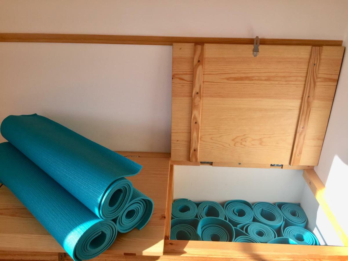 Oasis Backpackers Hostel Sintra Surf Colares Εξωτερικό φωτογραφία