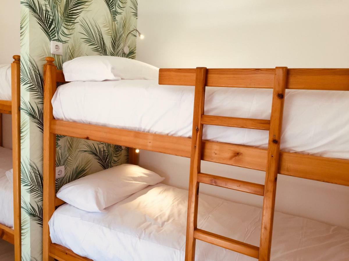 Oasis Backpackers Hostel Sintra Surf Colares Εξωτερικό φωτογραφία