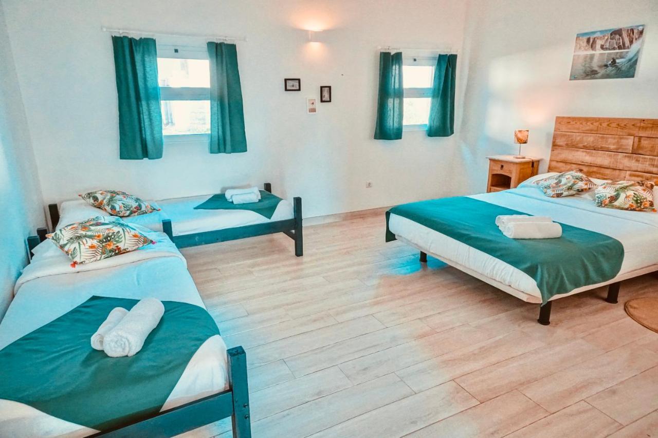 Oasis Backpackers Hostel Sintra Surf Colares Εξωτερικό φωτογραφία