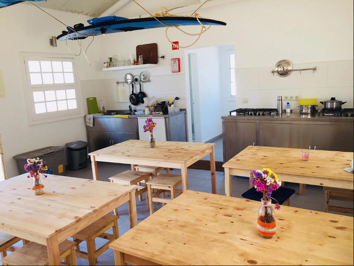 Oasis Backpackers Hostel Sintra Surf Colares Εξωτερικό φωτογραφία